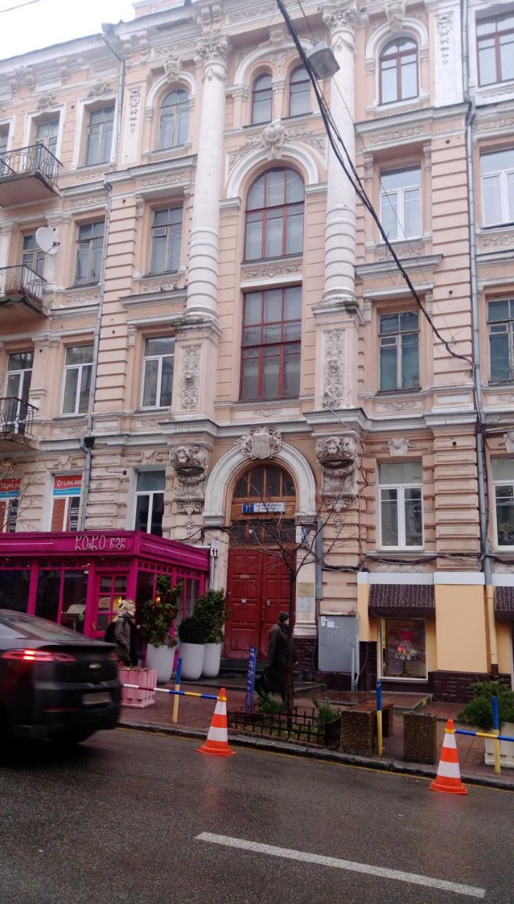 Rentday Apartments - Kiev エクステリア 写真